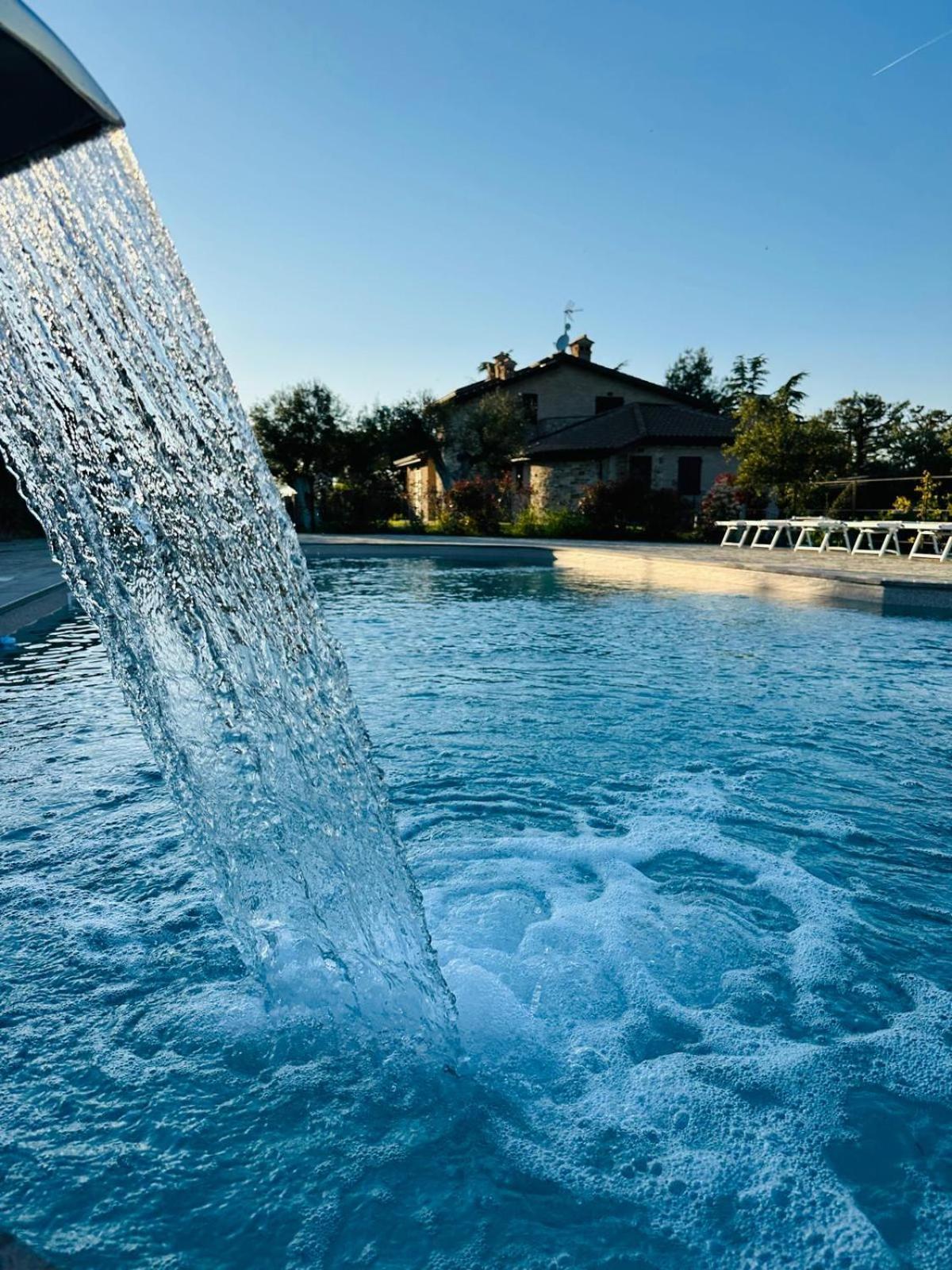 B&B Madonna Carradori Country Offagna Exterior photo