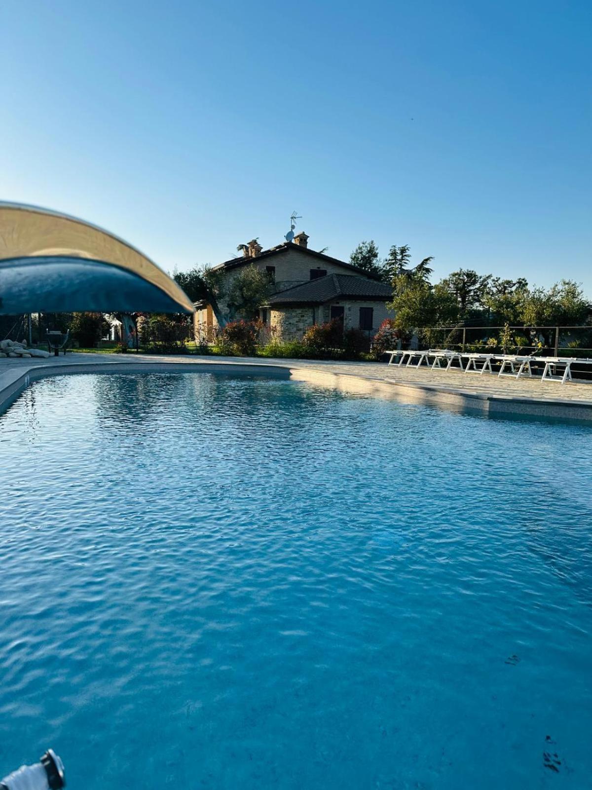 B&B Madonna Carradori Country Offagna Exterior photo